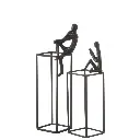figurine-pensive-sur-cube-l-j-line-2.webp