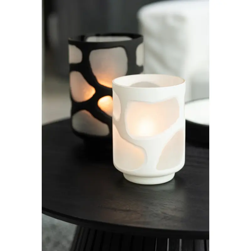 vase-taches-noir-j-line-3.webp