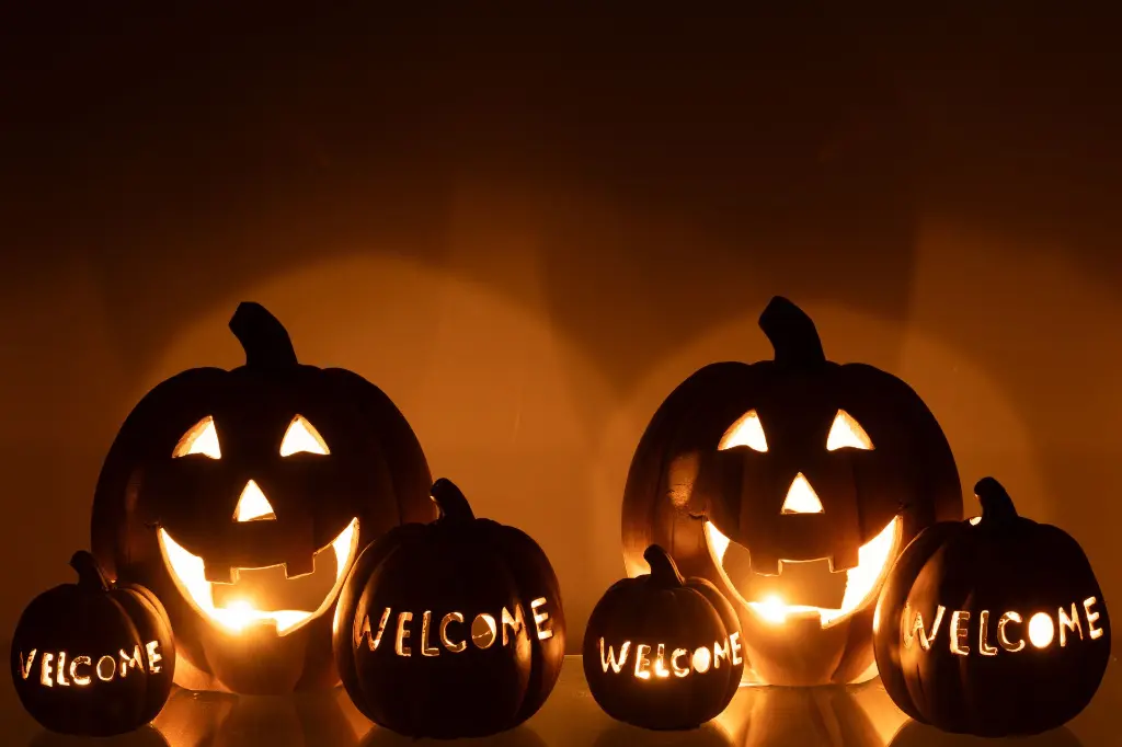 Chandelier Citrouille Halloween J-Line 59750-7.webp