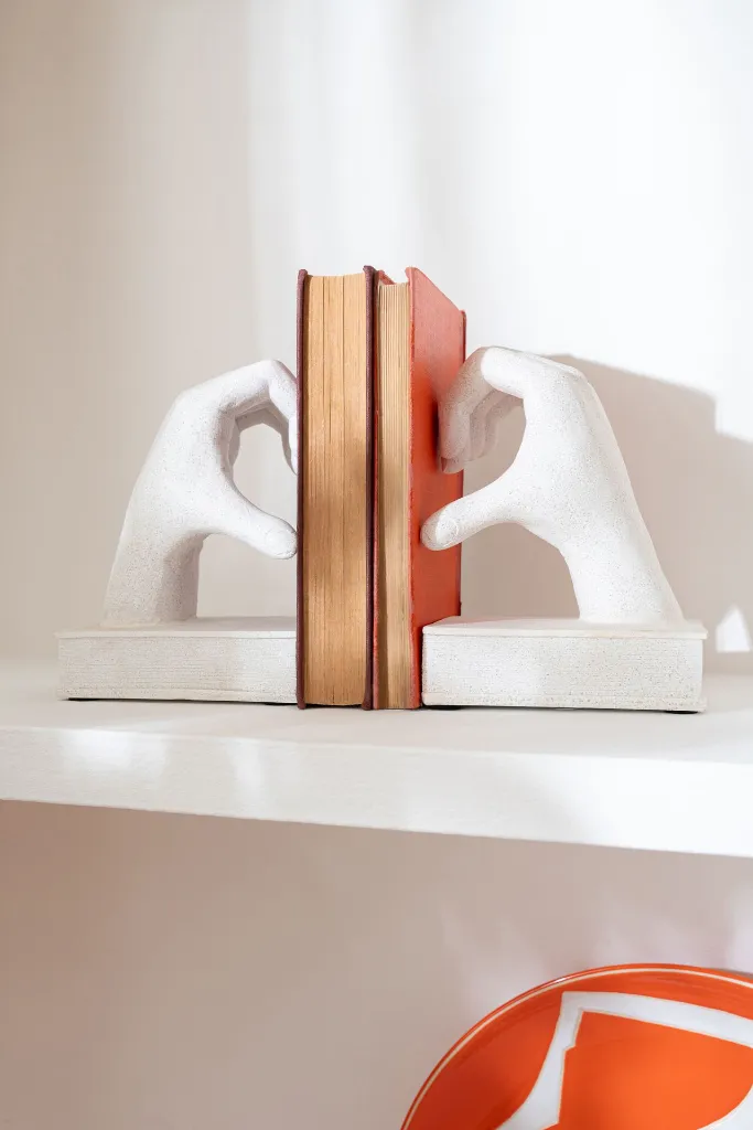 Set De 2 Serre-Livres Mains Love Polyrésine Blanc J-Line 60140-A.webp